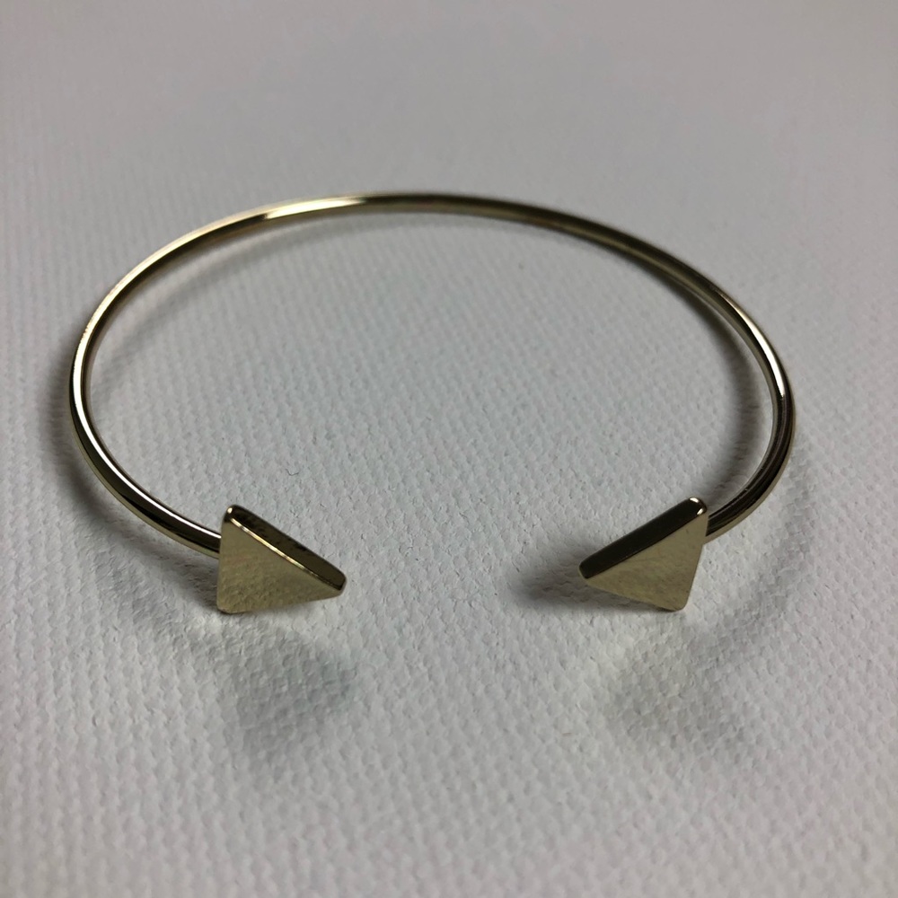 Double Arrow Bangle Bracelet